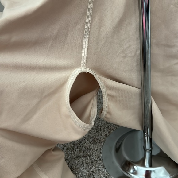 Post Surgery Faja - Picture 3 of 6